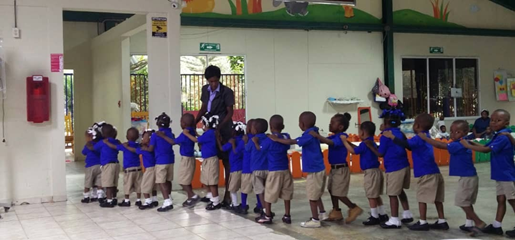 tipatipa26's tweet photo. Les enfants sont la ressource la plus importante au monde et le meilleur espoir pour l'avenir. J. F. Kennedy.

Children are the world's most important resource and the best hope for the future
 
Los niños son el recurso más importante del mundo y la mejor esperanza para el futuro https://t.co/bdh2fT1OuT
