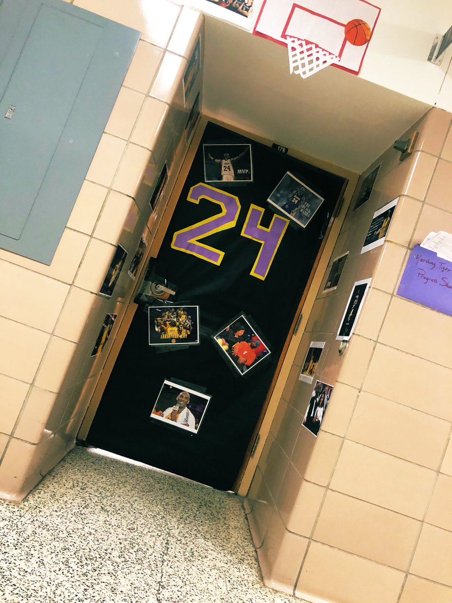 FOXBaltimore's tweet photo. 💛💜 TRAGEDY TURNS INTO TEACHING MOMENT| One Baltimore County teacher and her students are paying tribute to Basketball legend Kobe Bryant.

https://t.co/pdInzU5gZA

@BThomas_AVID https://t.co/8Hhn2xDPYW