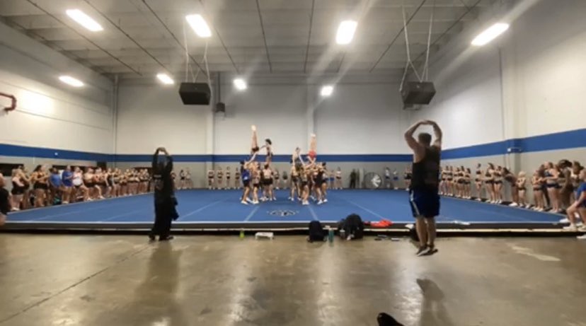 CA_ReignCats's tweet photo. That feeling. That fight. Let’s bring our coaches off their feet again tonight! #beallin #makeitreign #hitzero #compcountdown #BATC #sick6th https://t.co/3XhUtpfk4i