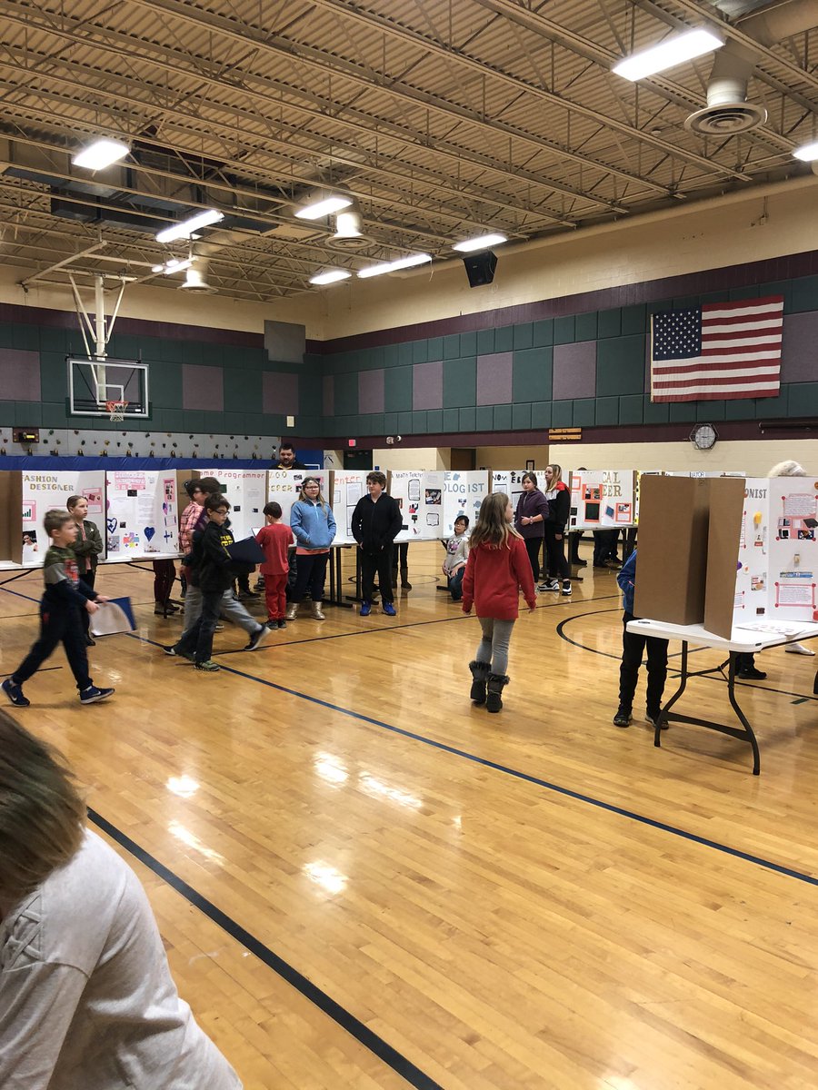 PatFreyTrinity's tweet photo. Career Fair under full swing at Trinity North! @TRINITY_MLUCAS @tnetrinitypride https://t.co/CFYqSo7wud