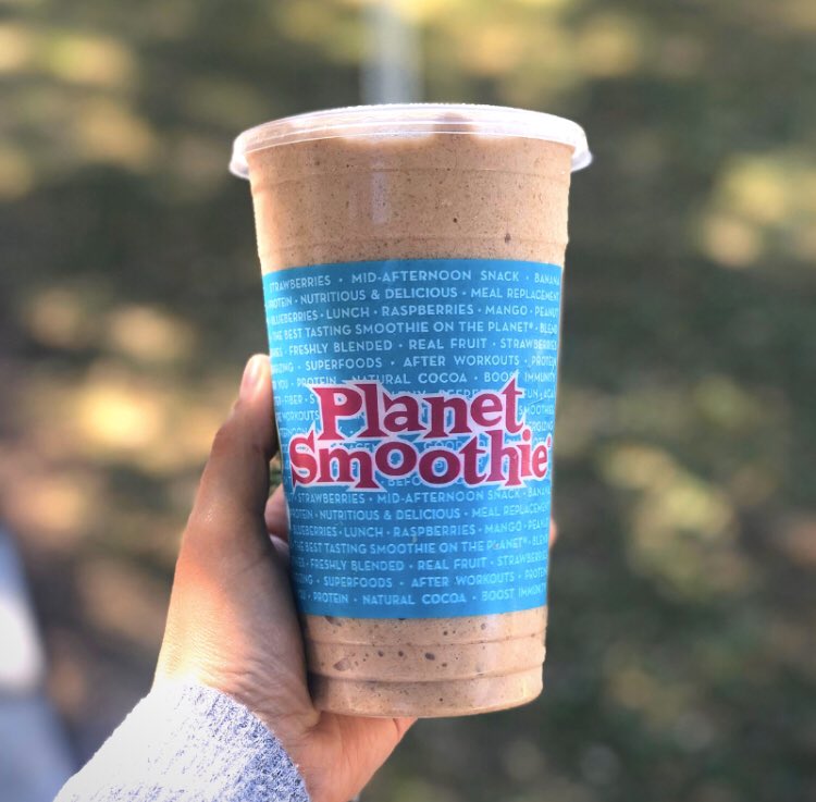 GaviidaeCommon's tweet photo. Have you discovered @PlanetSmoothie yet? Located on our first level, Planet Smoothie helps you start your day off right with fresh ingredients and healthy supplements in your smoothie! https://t.co/UCsis4yuoG
