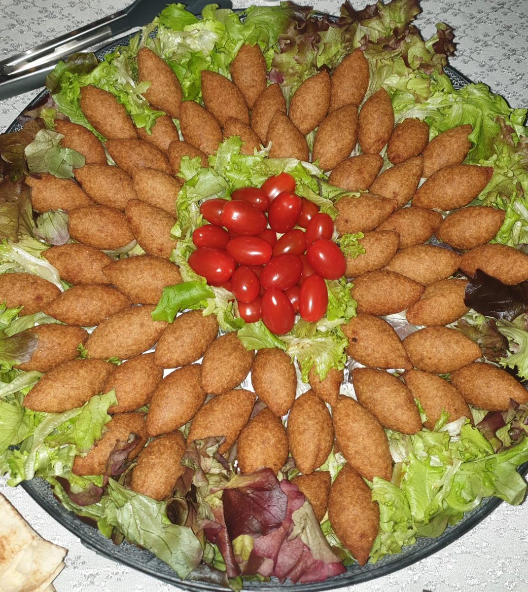 Judecatering's tweet photo. Syrische gerechten volgens oude tradities gemaakt. Voor groepen van 15 tot 150 personen. #catering #syrischekeuken https://t.co/EC2Wgy0pob