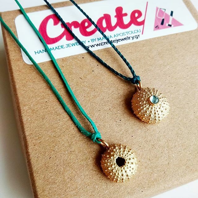CREATEbyMaria's tweet photo. 💢 Gold plated sea urchins, blue topaz, turquoise and teal cords. 💢 https://t.co/qXTzTJKv6R https://t.co/jhVTrEiFwh