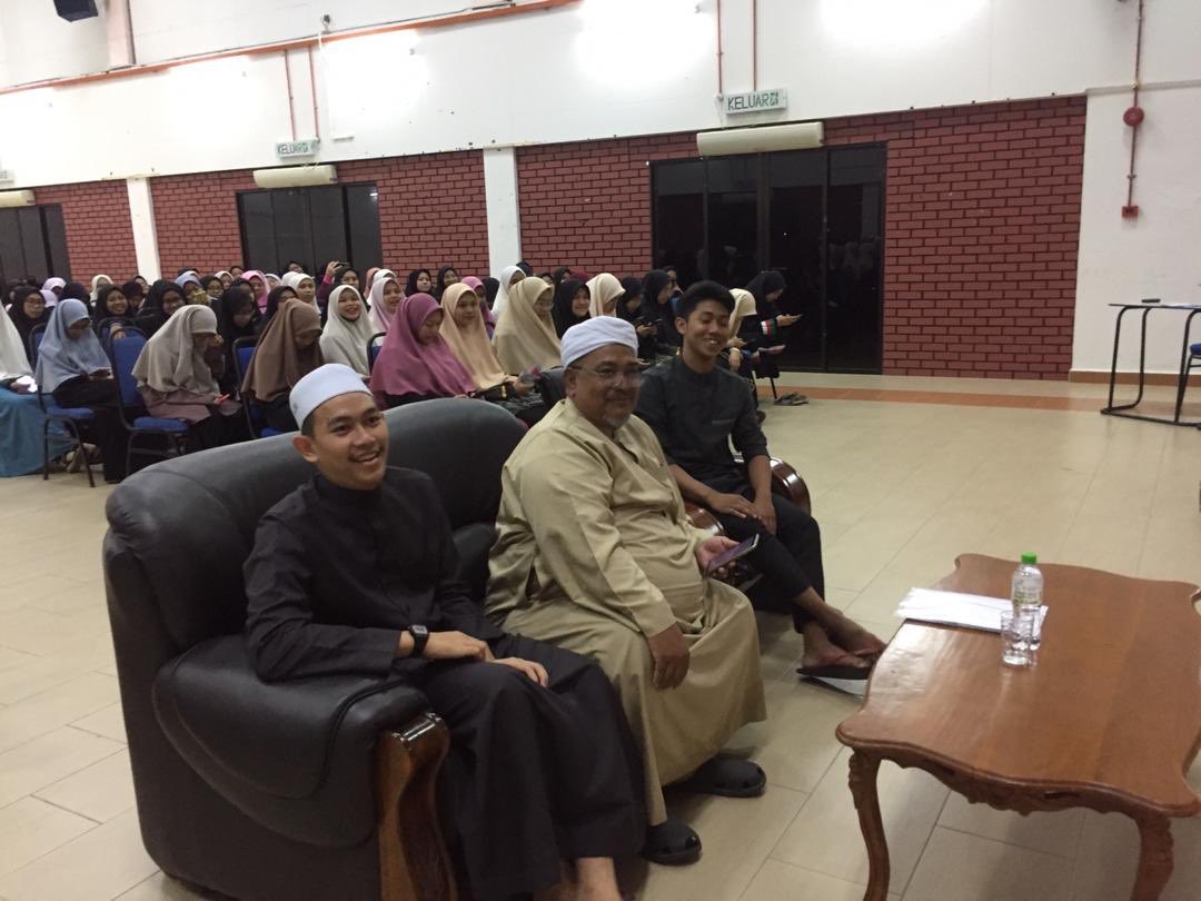 officialhabibat's tweet photo. LIVEUPDATE: USRAH WADA' HABIBAT ANJURAN LAJNAH TARBIAH DAN KEROHANIAN 🌹📿
- "SETELAH KU DIMILIKI KEMBALI"- | Dewan Johor, APIUMNP | 30 JANUARI 2020 | Jam 6.30p.m. - 11.00p.m.
#UsrahWada19/20
#Take19/20 https://t.co/oSsQcEUMsp