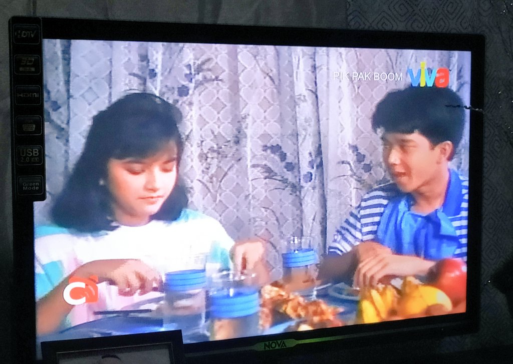 dordz29's tweet photo. Now watching PIK PAK BOOM on Cignal. Hi mama Lea hi nanay isay! ♥️
#LeaSalonga #LiletEsteban #HerbertBautista #PikPakBoom https://t.co/nrwbN65aUV