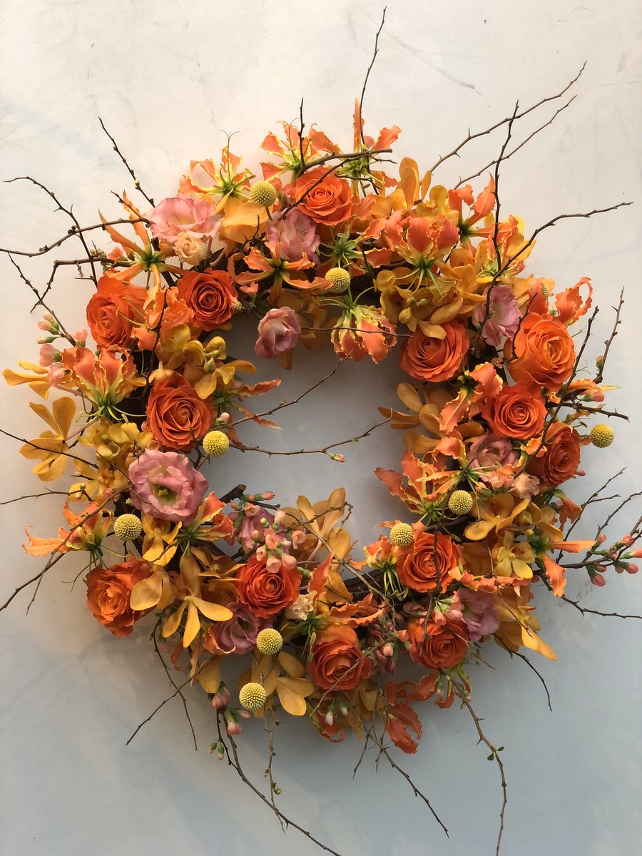 Floral designer Jimmy Englund demostrating at Master Florist <a href="/bergroses/">bergroses.com</a> Florist Meetup 26 Jan 2020.