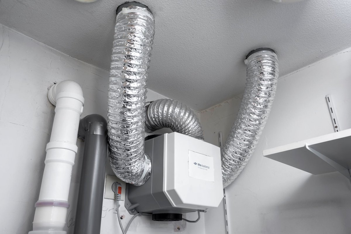 #Veiligheid en #duurzaamheid binnen een #VvE gaan hand in hand! En dus: financierbaar met de #VvEEnergiebespaarlening #ledverlichting #schonelucht
energiebespaarlening.nl/veiligheid-duu…