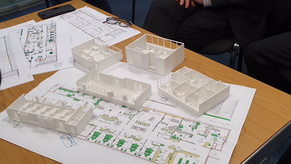 ostickwilliams's tweet photo. Very productive meeting last week with @DrGerryG and @QUBelfast to review the design of the new SIM Centre using #VR technology and #3Dprinting to view the before and after https://t.co/PnmQMPf1s3