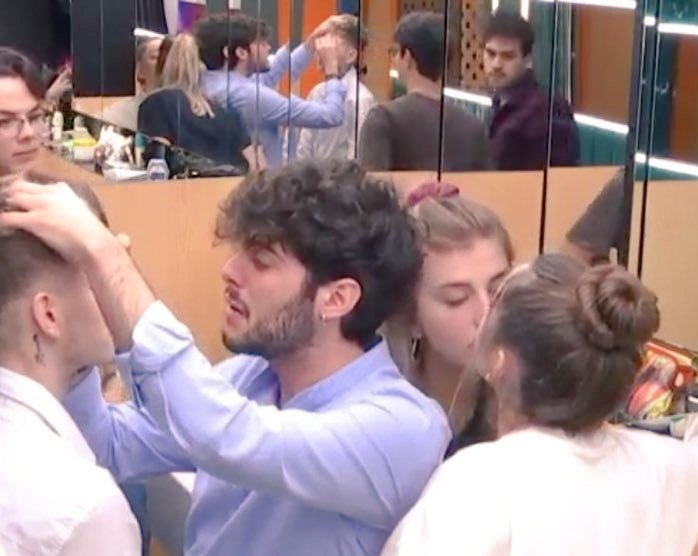 b_teresaa's tweet photo. #OTDirecto30E #Sameva es el único barco del que no me bajo❤ https://t.co/3EA1K7OoLN