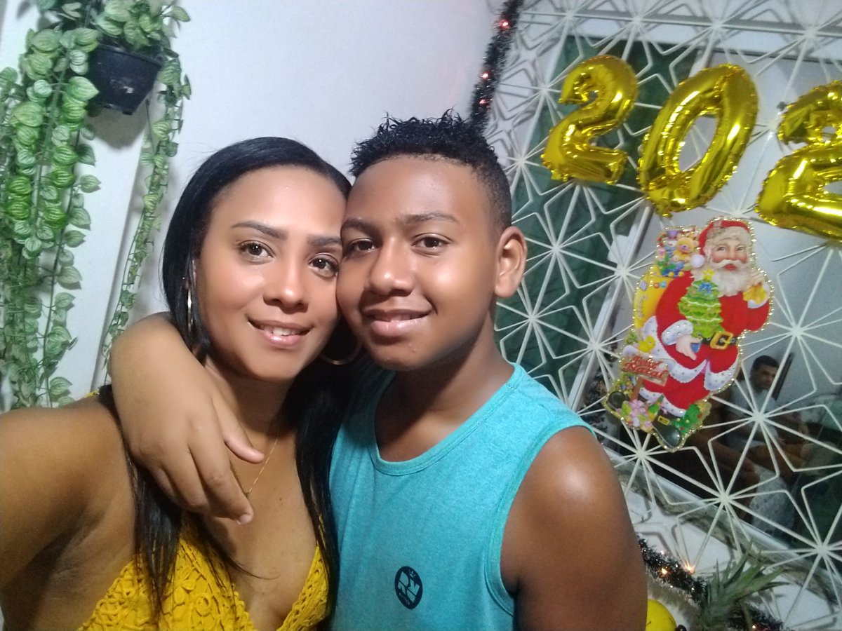 Ana79611405's tweet photo. Um amor fora de mim,meu menino está se tornando um homem https://t.co/DyPpxrDuHU