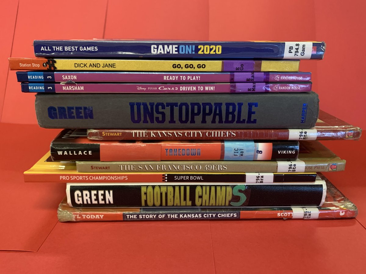 SVE_Library's tweet image. Hey @Chiefs!  @svelsr7 Jaguars support you all the way!  #madeinr7 #ChiefsKingdom