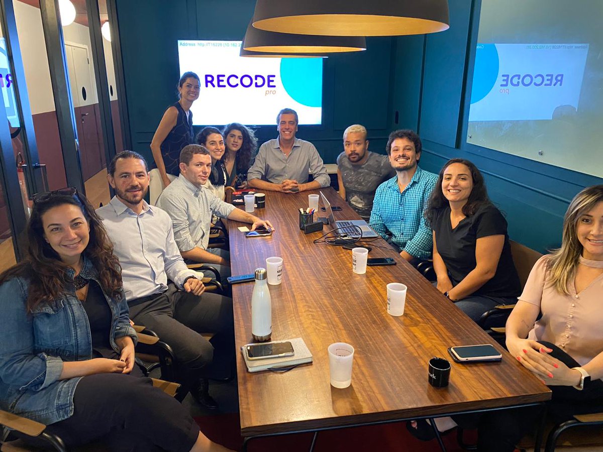 rodrigo_baggio's tweet image. Fui também conversar com alguns de nossos estudantes na FATEC Osasco, entender seus desafios e ouvir sobre seus sonhos. Fico feliz em dividir com vocês esse grande impacto social que estamos entregando através da formação de desenvolvedores agentes de transformação. #RecodePro