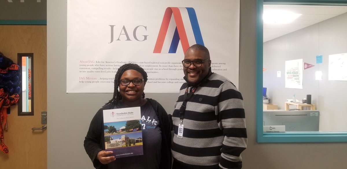 Lecara Beamon, JAG and Virtual student was accepted yesterday and was notified today. Thank you Mr. Calloway for your assistance student enrollment. <a href="/a_montgomery/">JAG_MPACT</a> <a href="/DegaSuper/">SuperDega</a> @MPACTMontgomery <a href="/MPSAL/">Montgomery Public Schools</a>
