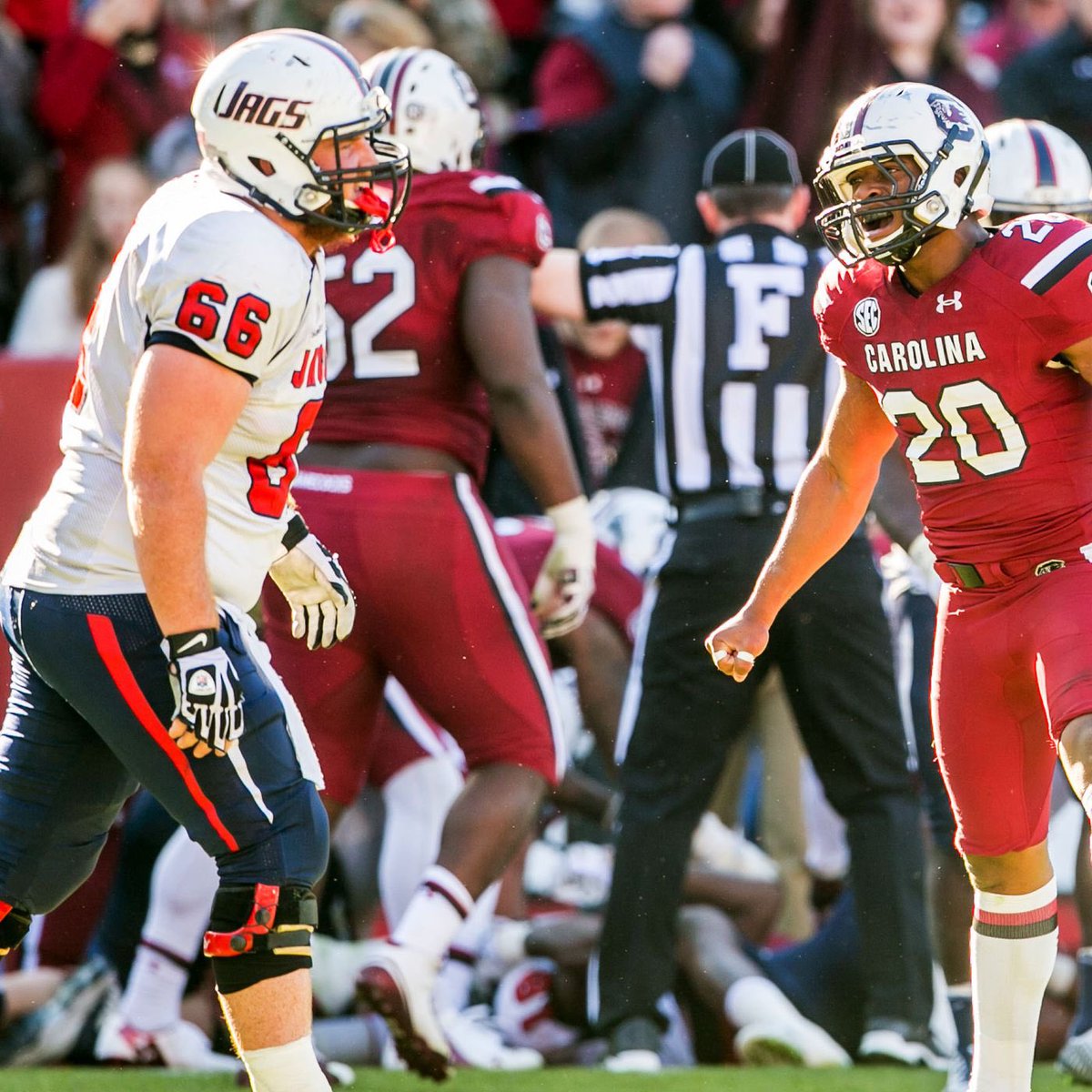 JFoo66's tweet photo. #AGTG BLESSED TO RECEIVE MY FIRST Division 1 offer from South Alabama  #humble @CoachBangUSA @RecruitGeorgia @GoJAGSFootball @247recruiting https://t.co/6n8fZDCby0