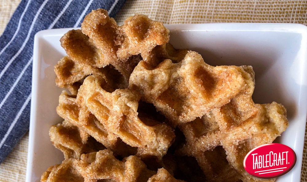 tablecraft_fs's tweet image. Churros or Waffles? Try, BOTH! 😱 
We picked out FIVE 🖐️ 2020 foodservice trends and the humble churro is poised to be a standout. 💫 
Read our list here: ow.ly/hs9n50y3w32

#FoodServiceTrends #LongLivetheChurro #TableCraftBlog