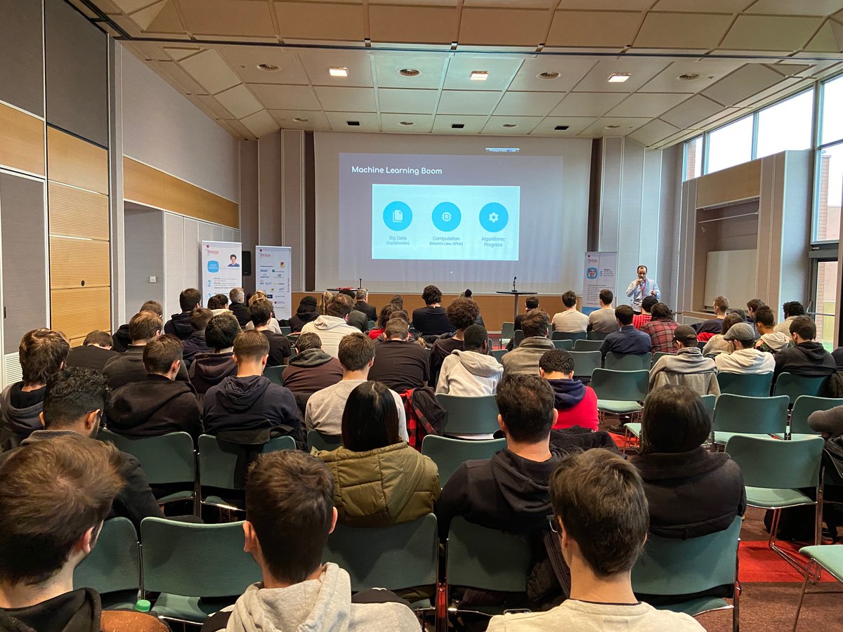 esiee_it's tweet photo. Journée métiers de l’#informatique et de l’#IA à #Itescia –
Conférences et workshop auprès de 250 étudiants du L2 au M2. Interventions de Amine Boukhaled, enseignant, et de Jean-Baptiste Baraban de la #FDJ. #numérique #BigData #Cybersecurite #gaming #ecoleducode ... https://t.co/2URqIlGKyC