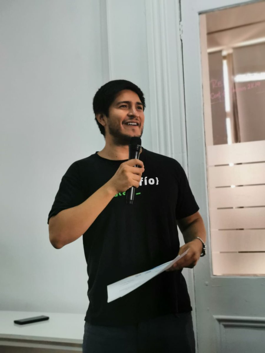 tdparachile's tweet image. Diego Arias de @DesafioLatam "Generar un ecosistema de #bootcamp nos hace bien a todos, es parte de nuestra misión y la de Talento Digital: formar los profesionales que Chile necesita". #transformacióndigital 📲✅☝