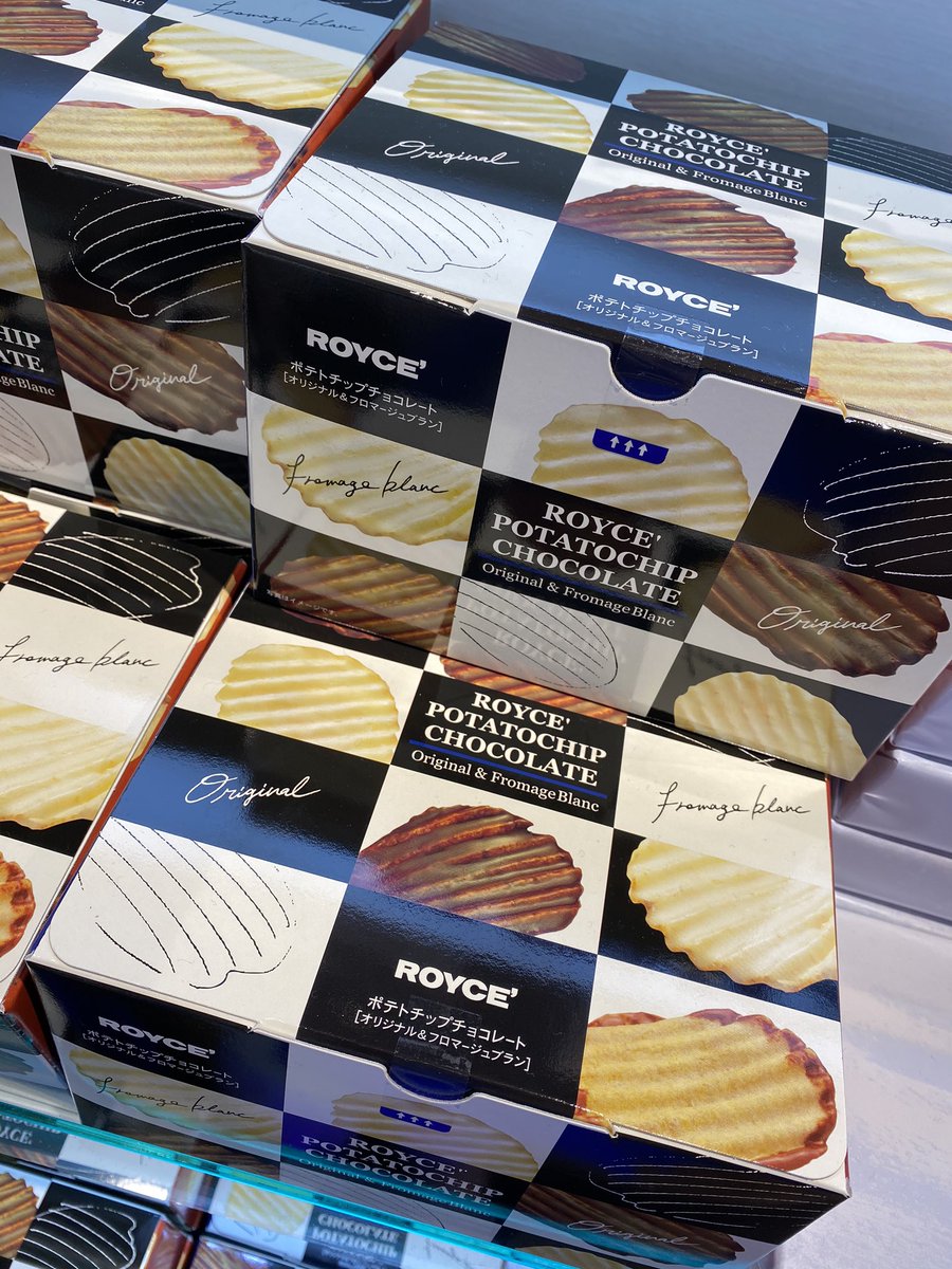 Also why haven’t these chocolate covered crisps (can you tell I have become naturalised in the UK?) blown up yet in the west?!? My two most fvarourite food items... #wheninjapan