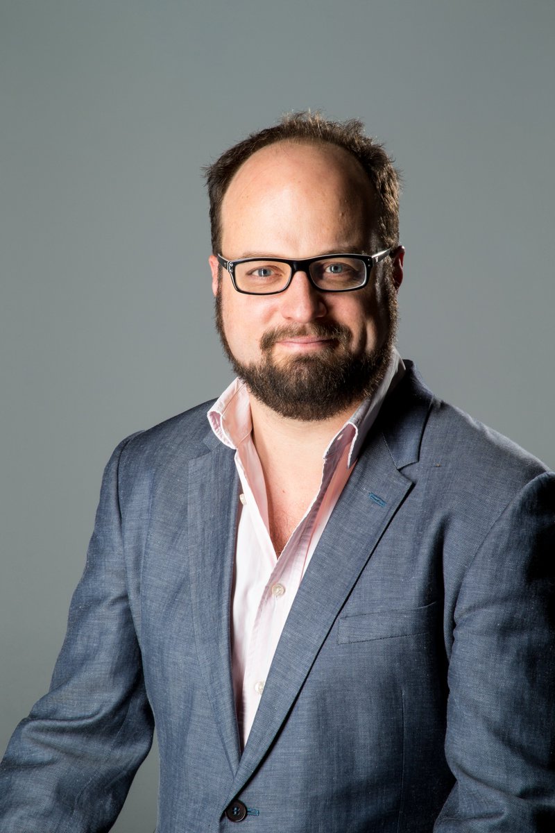 MappingTheMag's tweet photo. Introducing our MtM6 keynote @jhewes, President &amp; CEO of @fippworld, the network for global media, which includes many of the world’s leading magazine brands. 
#magazines #fipp https://t.co/C3XWfUW0Ah