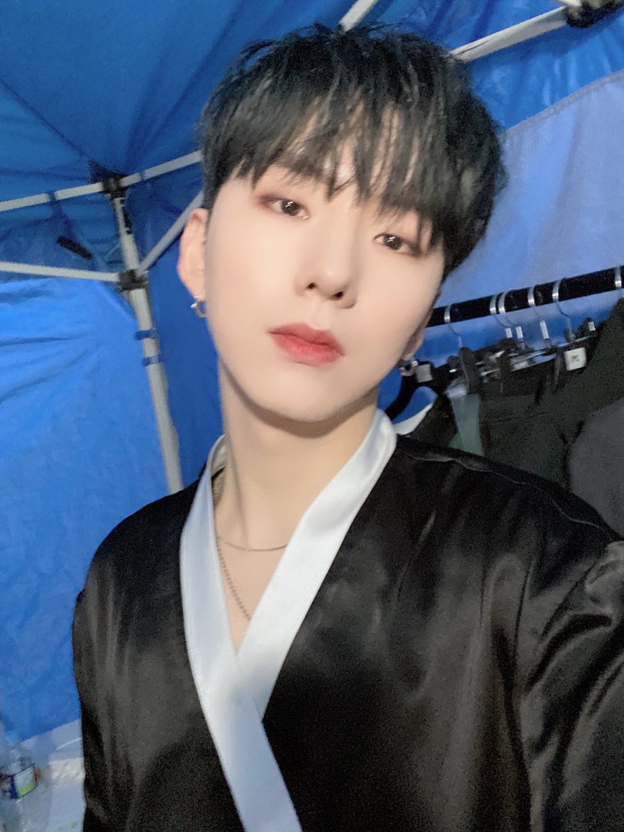 OfficialMONSTAX's tweet photo. [#기현] 오늘 많이 와준 몬베베들 너무너무 고맙구 응원해준 몬베베들 모든 몬베베들 다 고마워요!!!! https://t.co/yYjzspNzW3