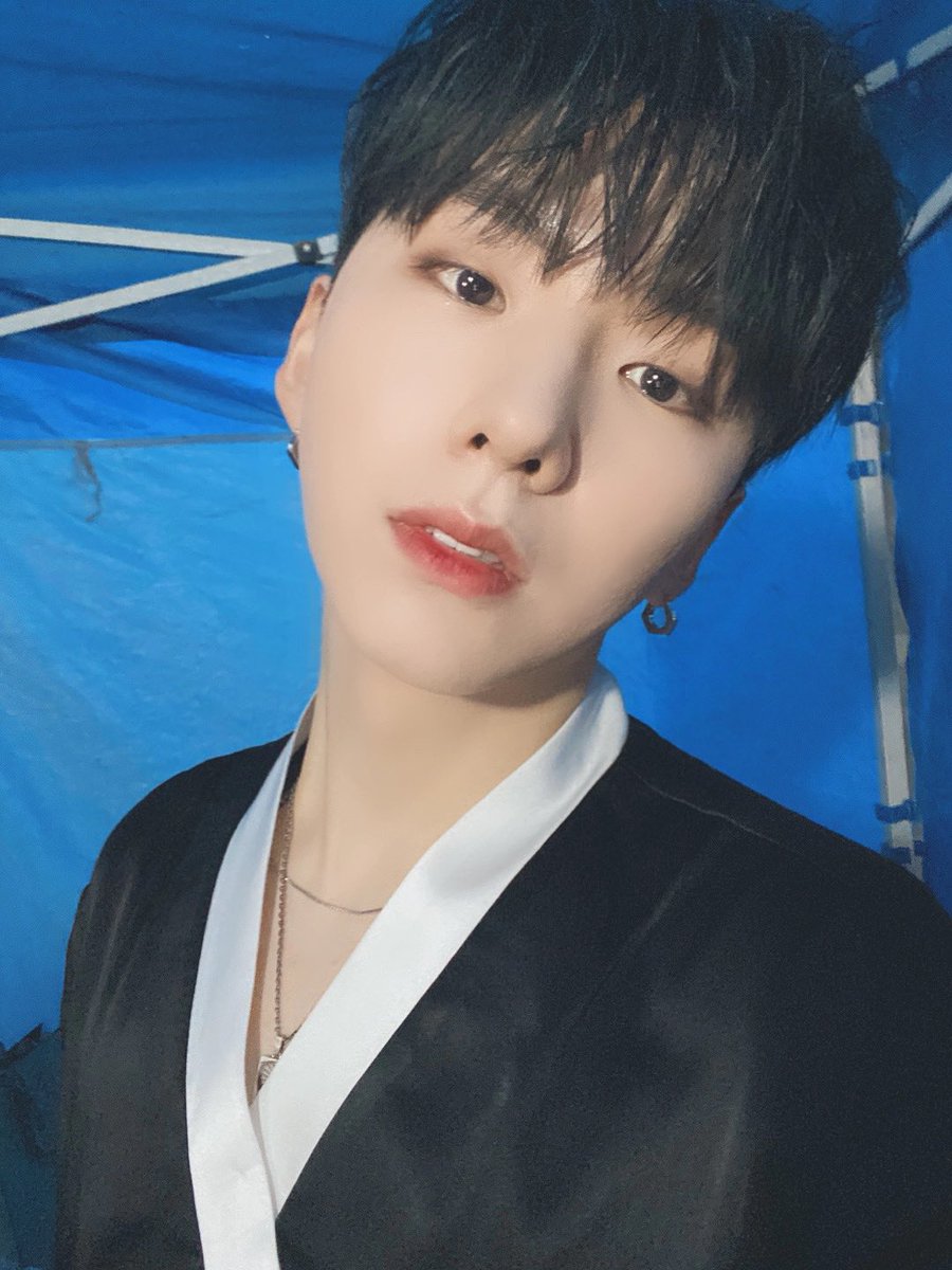OfficialMONSTAX's tweet photo. [#기현] 오늘 많이 와준 몬베베들 너무너무 고맙구 응원해준 몬베베들 모든 몬베베들 다 고마워요!!!! https://t.co/yYjzspNzW3