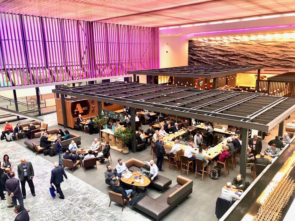 Hyatt Reg Chicago tweet media