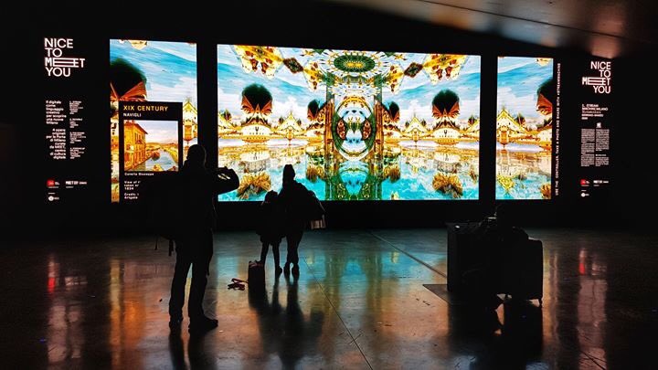 Streamcolors's tweet photo. #streamcolors installazione interattiva STREAM MACHINE #MILANO a #malpensa. Da olio su tela ad #artedigitale ecco 2 elaborazioni di viaggiatori a partire dal quadro Veduta del canale Naviglio sul ponte S Marco a Milano, G. Canella 1834 @FondCariplo @intesasanpaolo  #niceromeetyou https://t.co/wV7S75hD5s