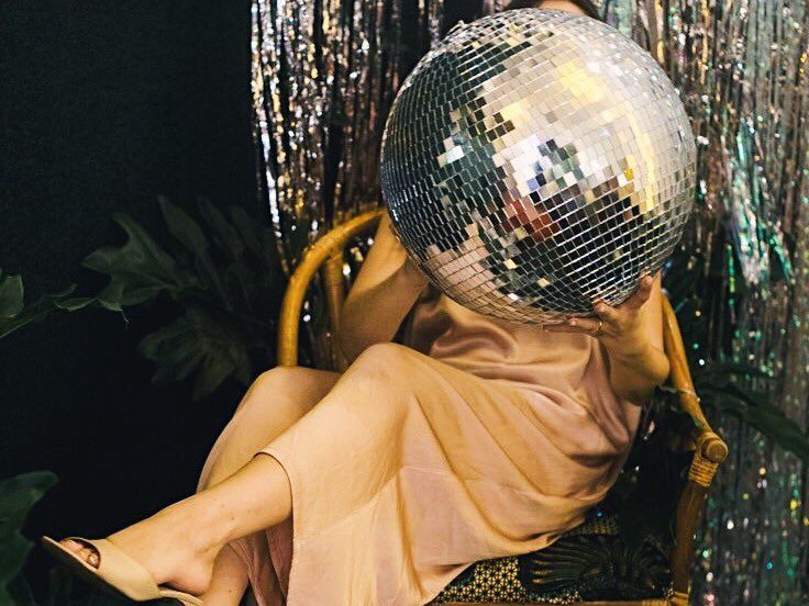 ● JEUDI 30 JANVIER ● 
DEEP &amp; DISCO

La Réale vous propose le mélange parfait entre Deep-music et Disco ! 

Improbable nous direz-vous ? 

Laissez vous aller à cette découverte orchestrée par notre DJ résident Hazy Bong.

#Marseille