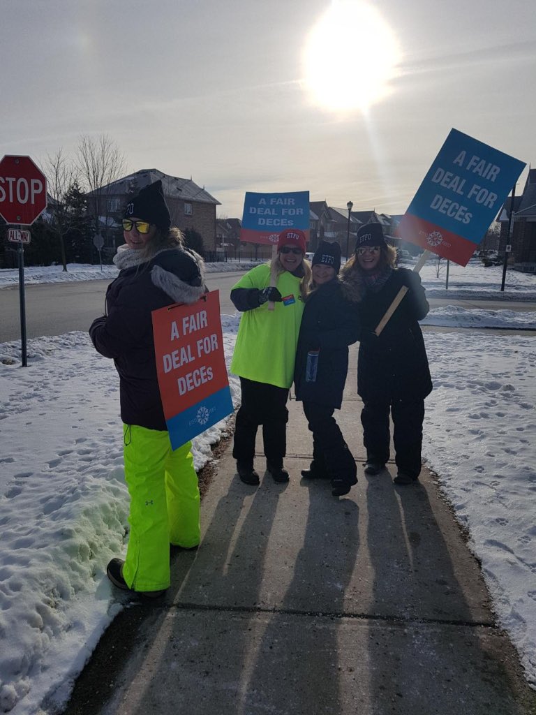 ra_maynard's tweet photo. @ETFODurham @DurhamDECE #cutshurtskids #ETFOstrong https://t.co/YdWPbK0e4X