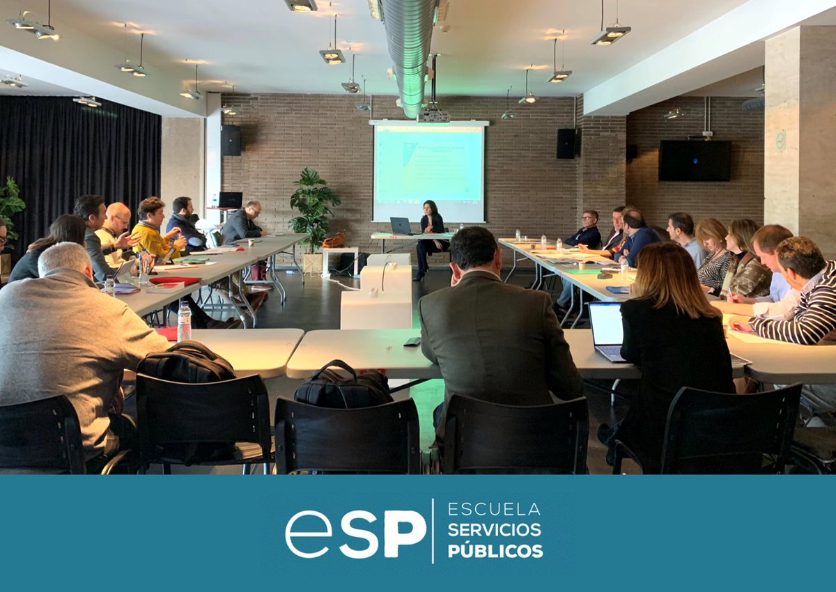 Escuela_SP's tweet photo. Hoy estamos en #Barcelona, con la @Escuela_SP  y la colaboración de BSM.
Esta mañana, a primera hora con Vanessa Villegas en el seminario sobre "#Contratación en empresas de SSPP". 

¿Más información? https://t.co/SRz7Ta5e4l

#serviciospublicos #ESP #formacion https://t.co/6Hu2sudvcU