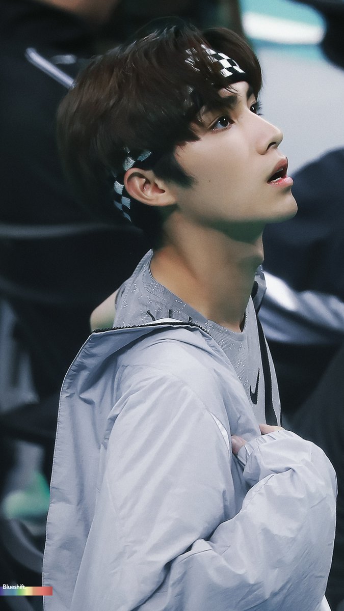 #WayV #WeiShenV #威神V
#XIAOJUN #肖俊
