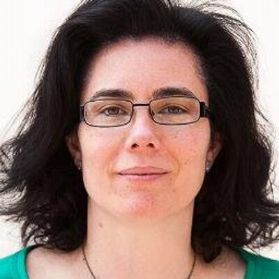 Puedes hacer tu #tesis doctoral en nuestra línea de #Mayores y #TIC. 
<a href="/MontseRomeroMas/">MontseRomeroMas</a> desde el #Doctorado <a href="/UVic_FCSB/">Facultat de Ciències de la Salut i el Benestar</a> investiga el intercambio de conocimiento en #comunidades de práctica de profesionales y #cuidadores informales.  Co-dirección B.Gómez-Zúñiga y <a href="/anraar/">Anna Ramon</a>