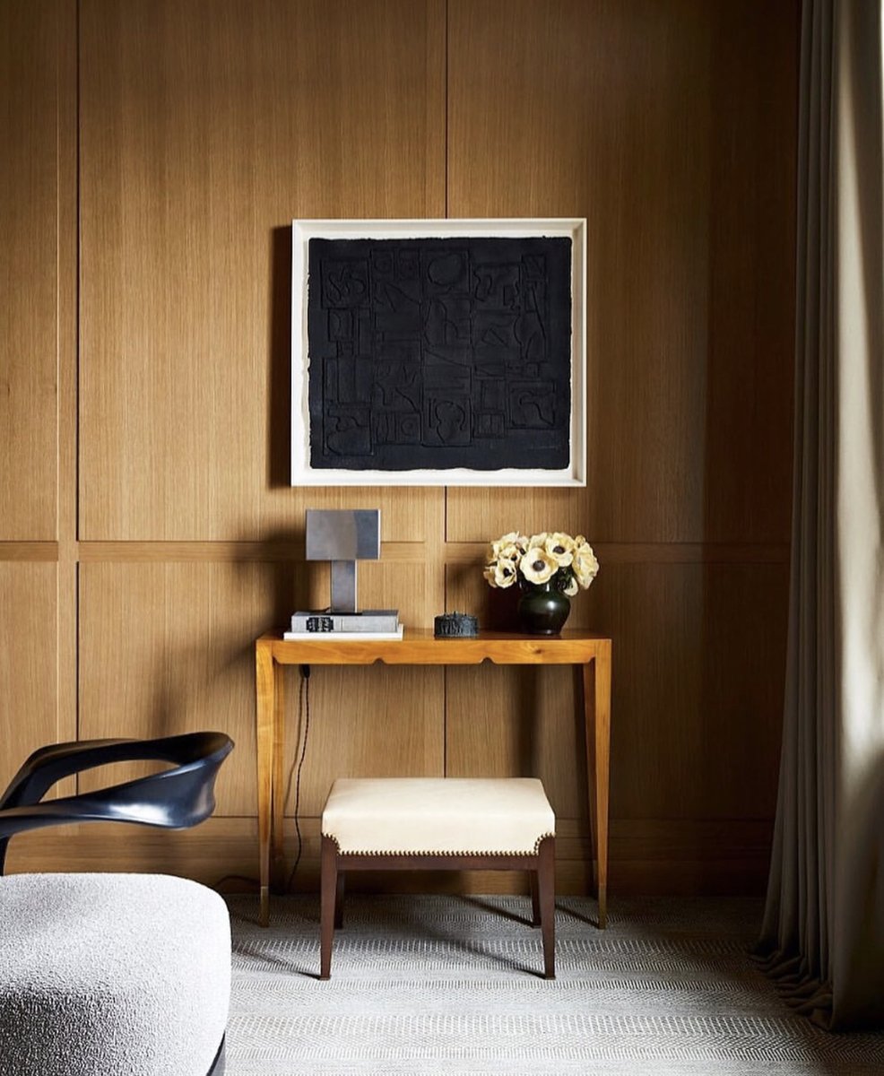 A study in simplicity and contrast from @alyssakapitointeriors.