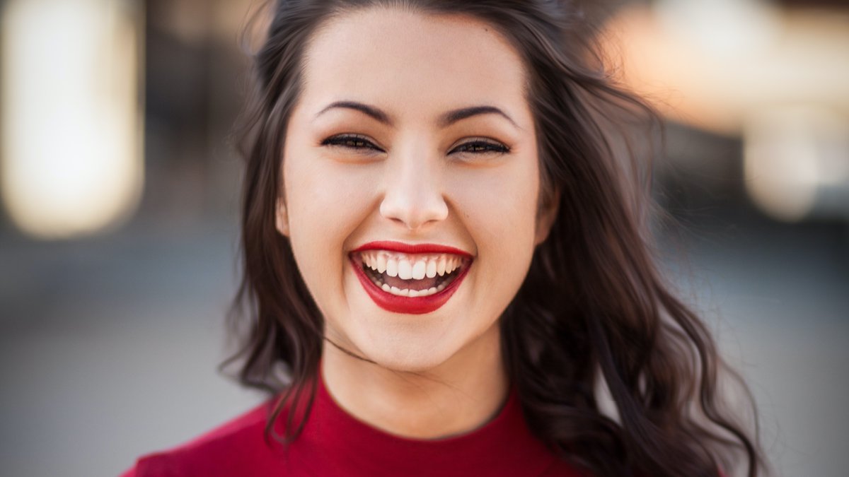 AstromiaC's tweet photo. Stay radiant this winter! Makeup is proven to boost confidence and promote happiness, let AstroMia help with that!
#makeuplooks #psychologyfacts #wintermakeuplooks #wintermakeup #staypositive #veganmakeup #vegan #bestcosmetics #cosmetics #makeup #bestmakeup #eyeliner #lipgloss https://t.co/po0RA2LATv