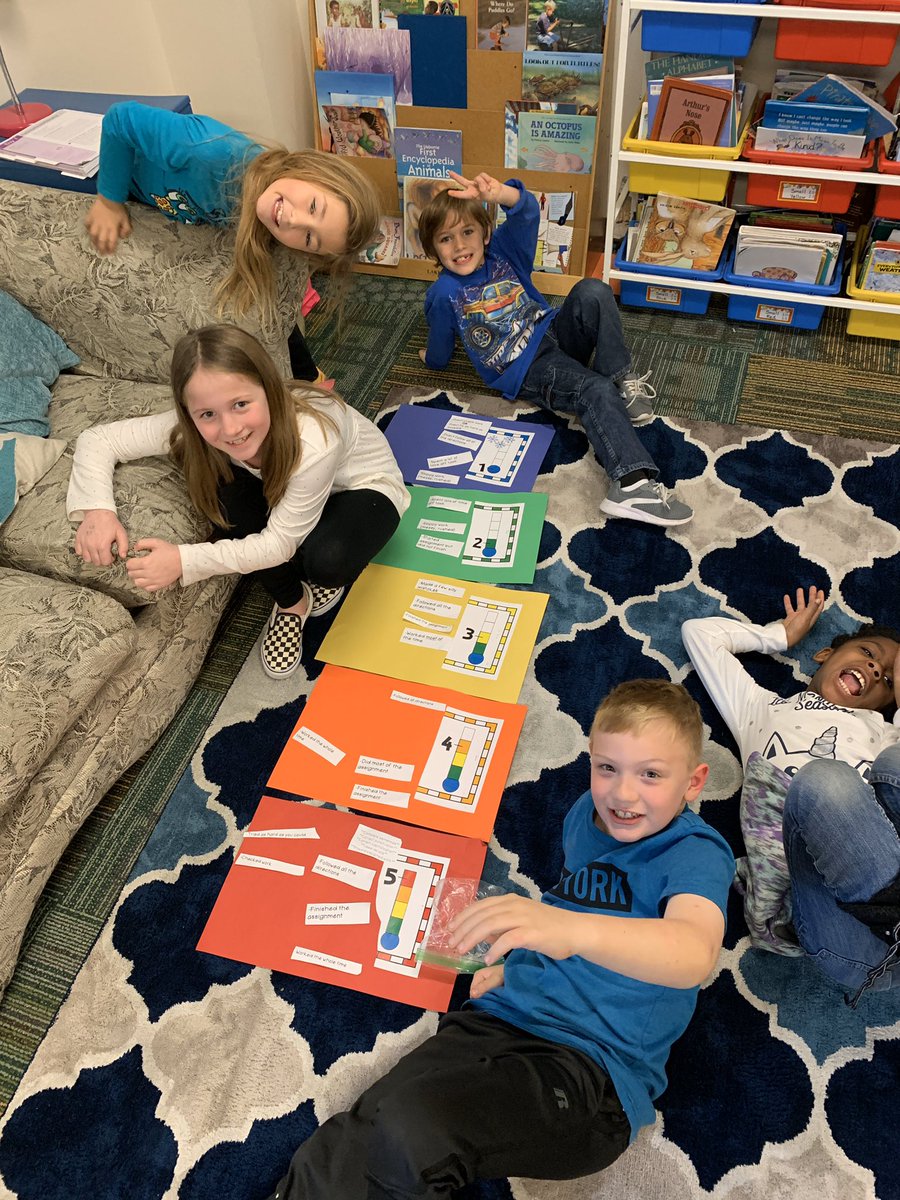 the_MrsBell's tweet photo. #chanutestars counselor classroom lesson on characteristics of best effort coinciding with MAP testing. Always a good time with my third graders! https://t.co/SSyBez4pvj