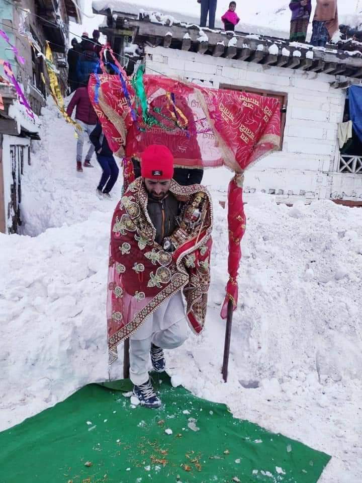 jmuencyclopedia's tweet image. माँ मचेल के दर्शन.....जय माँ चंडी 
#जय_माता_दी

#Machailyatra2020  #jammuencyclopedia
@JammuTourism @CMGuptaOfficial @KhajuriaManu @manhasvikas41 @AnsuyaJamwal @JammuKashmirNow @radionews_jammu @CMGuptaOfficial @VoiceofDogras @MinOfCultureGoI @tourismgoi @DrJitendraSingh