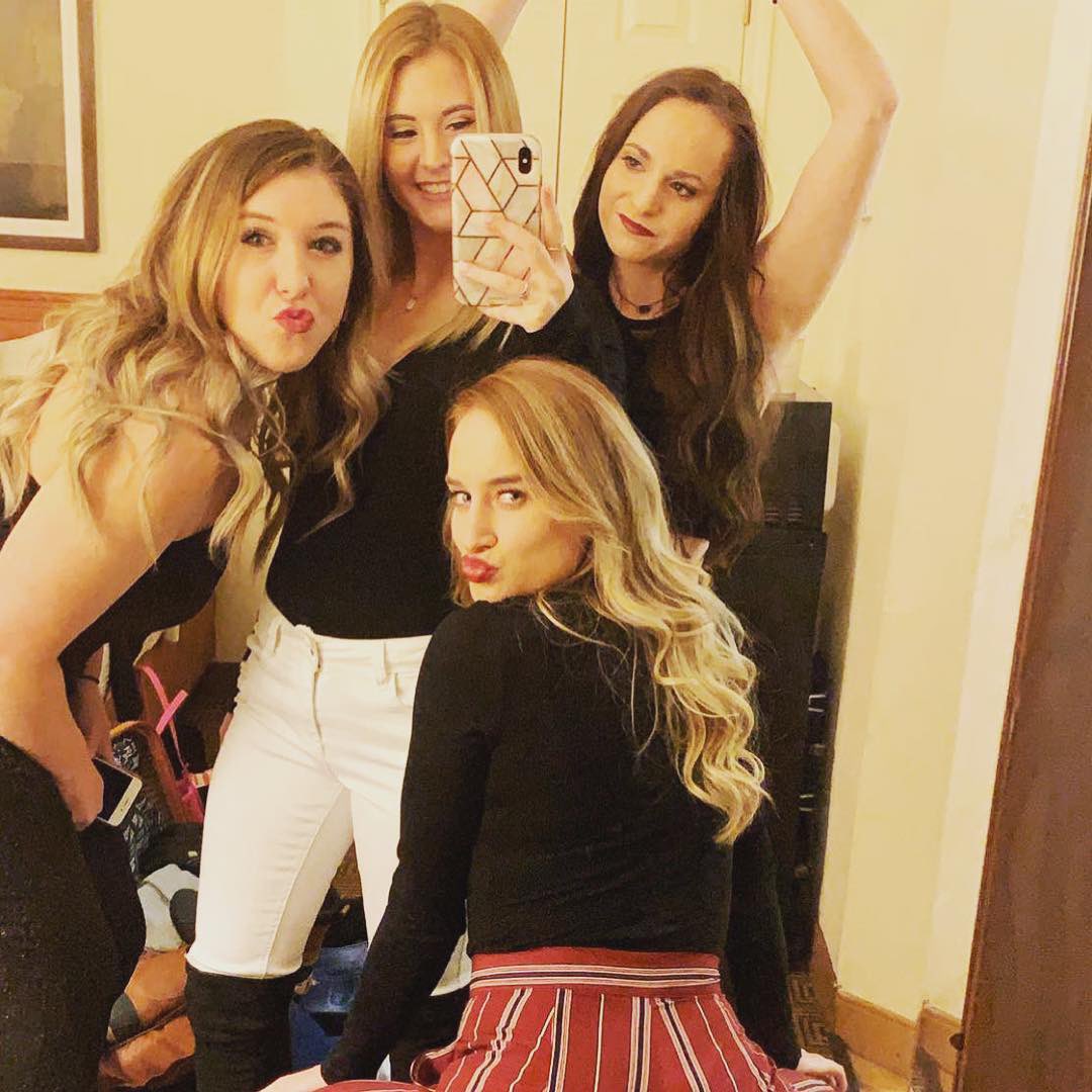 MikalaWinn's tweet photo. Happy birthday to this hot momma!! I cannot wait to add Baby G to our girl gang💓💓 love you so much Cait, have an amazing day!! Miss you tonsss https://t.co/kHvc0jtVXX