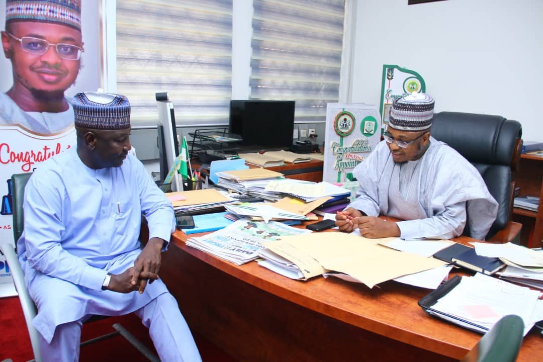 M__Yahas's tweet photo. The Honourable Minister of State Works & Housing, @EngrAbkrD_Aliyu, FNSE and the Honourable Minister of Communications and #DigitalEconomy, @DrIsaPantami during an official visit today at the @FMoCDENigeria Headquarters, Abuja.
#WorksThatWork
#FGatWork https://t.co/O5D8GuB8c3