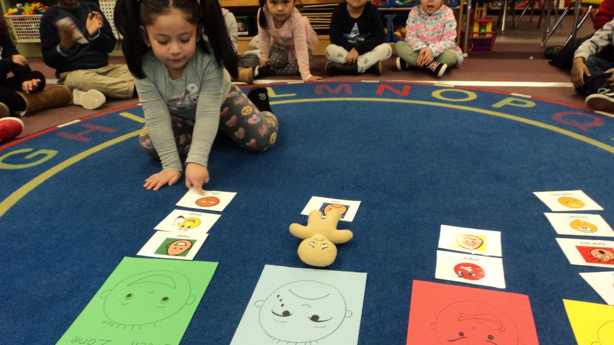 meekim16's tweet photo. Emotional Social Learning: Today prek identified feelings and zones of regulation. They enjoyed fun language rich activities, Mirror game, Feeling Bingo, &amp; Me in My Zones. @CampbellAPS @APSLetsBeSocial @APS_EarlyChild https://t.co/b6wcgBf4Ll