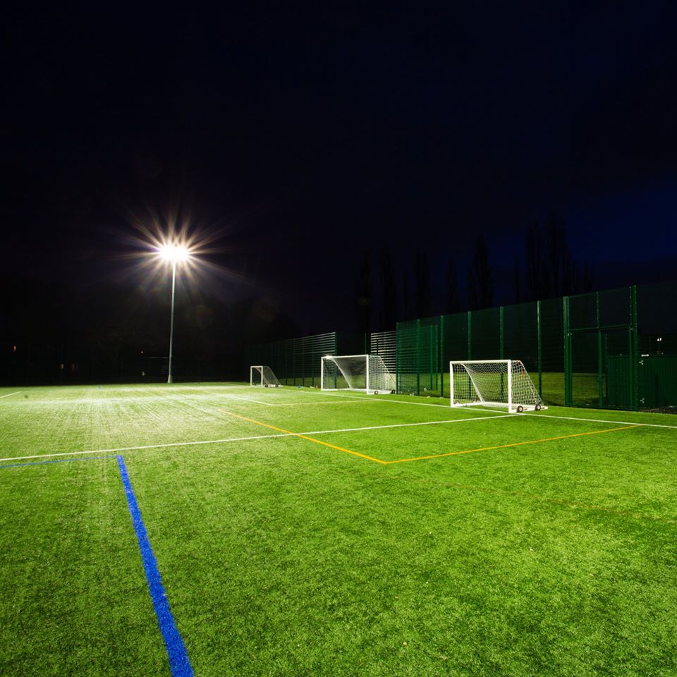 Playfinder's tweet photo. Are you looking for a kick around with your friends?
Check out the facilities we have near you on our website or our app π² β
βCreate your history with Playfinder
#SportMadeSimple https://t.co/S9KxTFVH9v