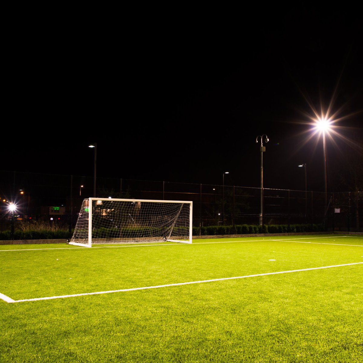 Playfinder's tweet photo. Are you looking for a kick around with your friends?
Check out the facilities we have near you on our website or our app π² β
βCreate your history with Playfinder
#SportMadeSimple https://t.co/S9KxTFVH9v