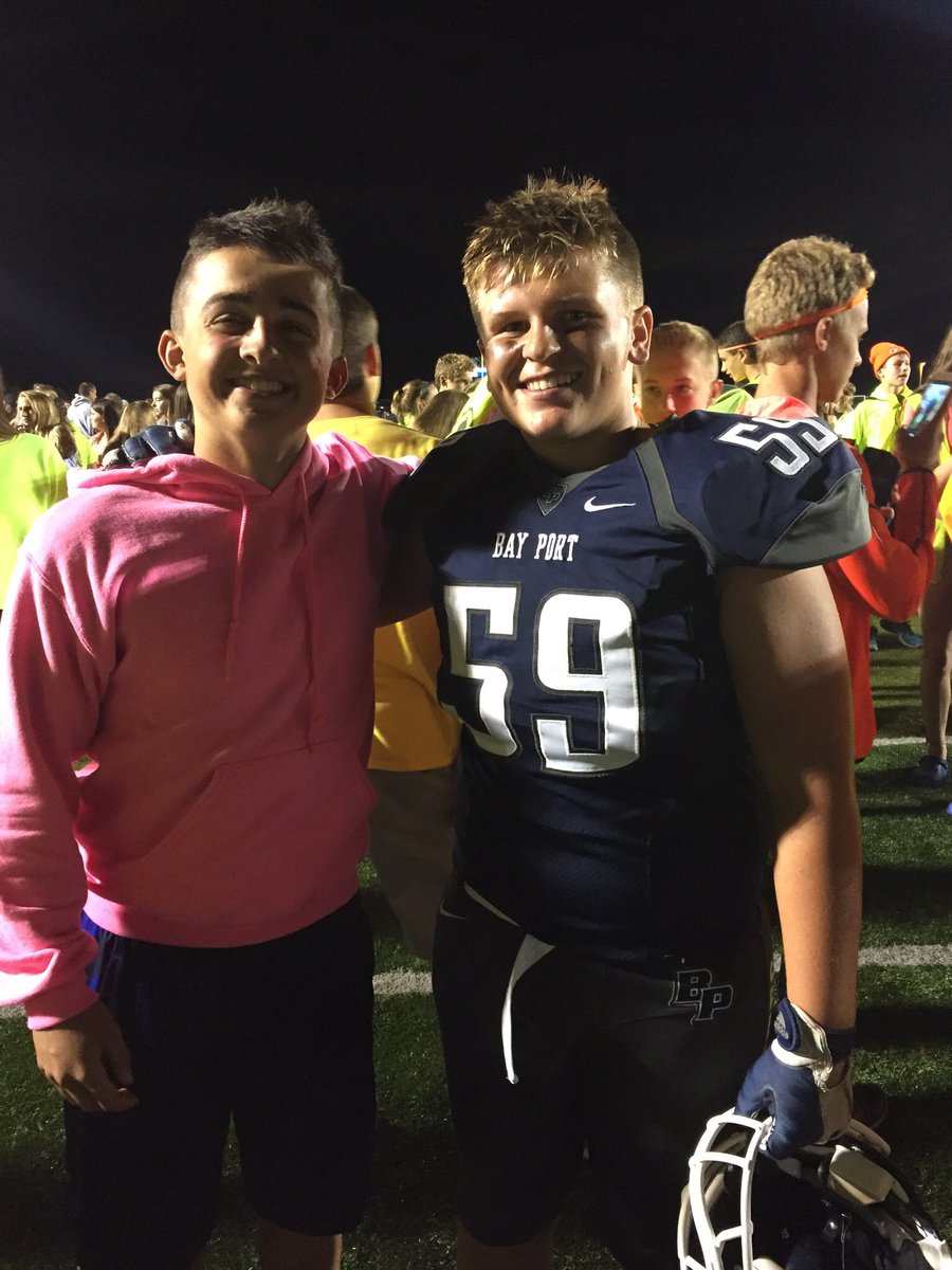 BryceDeBouche's tweet photo. Happy bday beeeeg boy!!!! #QOTY #nojon @nuge_59 https://t.co/4NI7nLdKkB