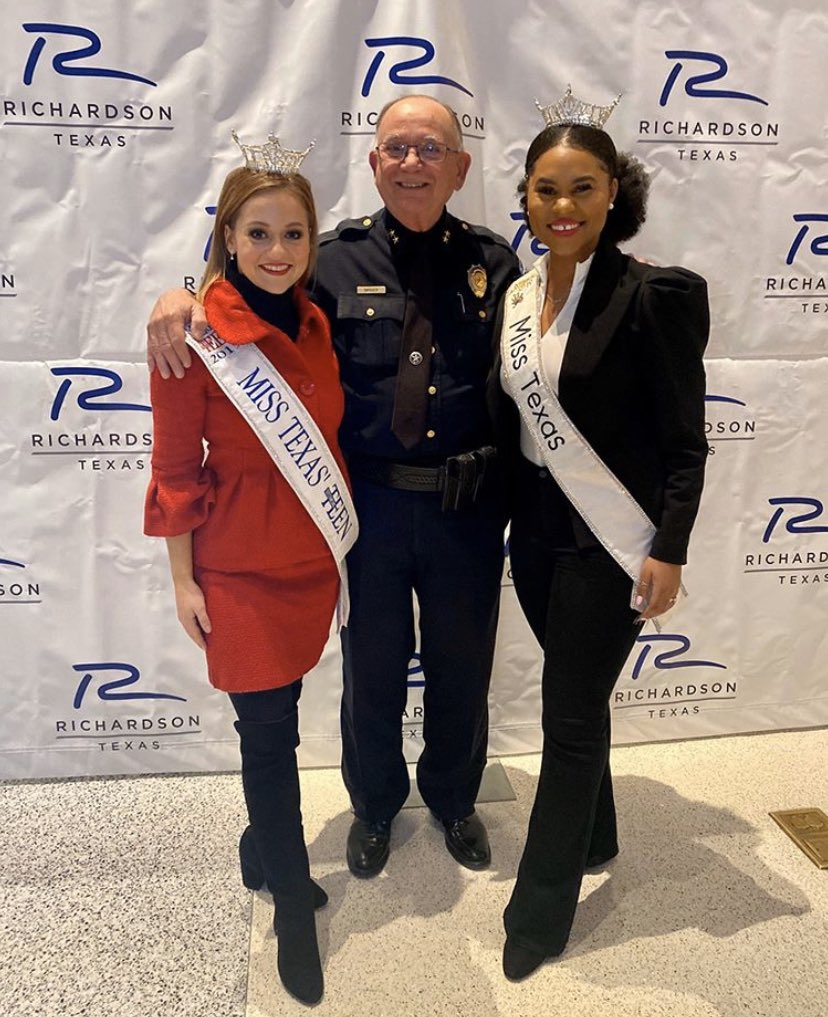 Miss Texas’ and Miss Texas Outstanding Teen both attended Richardson’s state of the City address. 
#missamericatx #MAOTeenTX