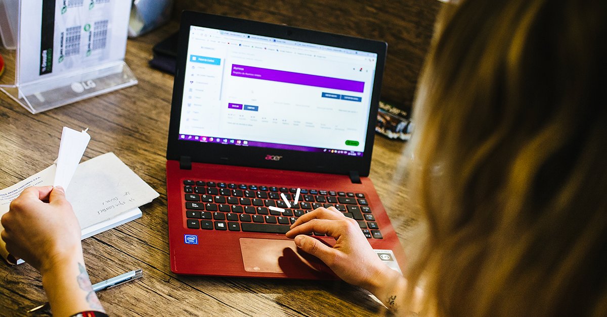 BoxMagicApp's tweet image. ¿Conoces Canva? Es una herramienta que te ayudará a darle estilo a las plataformas digitales de tu gimnasio, ¡aprovéchala e impulsa tus redes sociales! Lee la nota en el link 👇👇👇

bit.ly/2NCqPtV

#boxmagic #fitness #gym #marketing #emprendedor