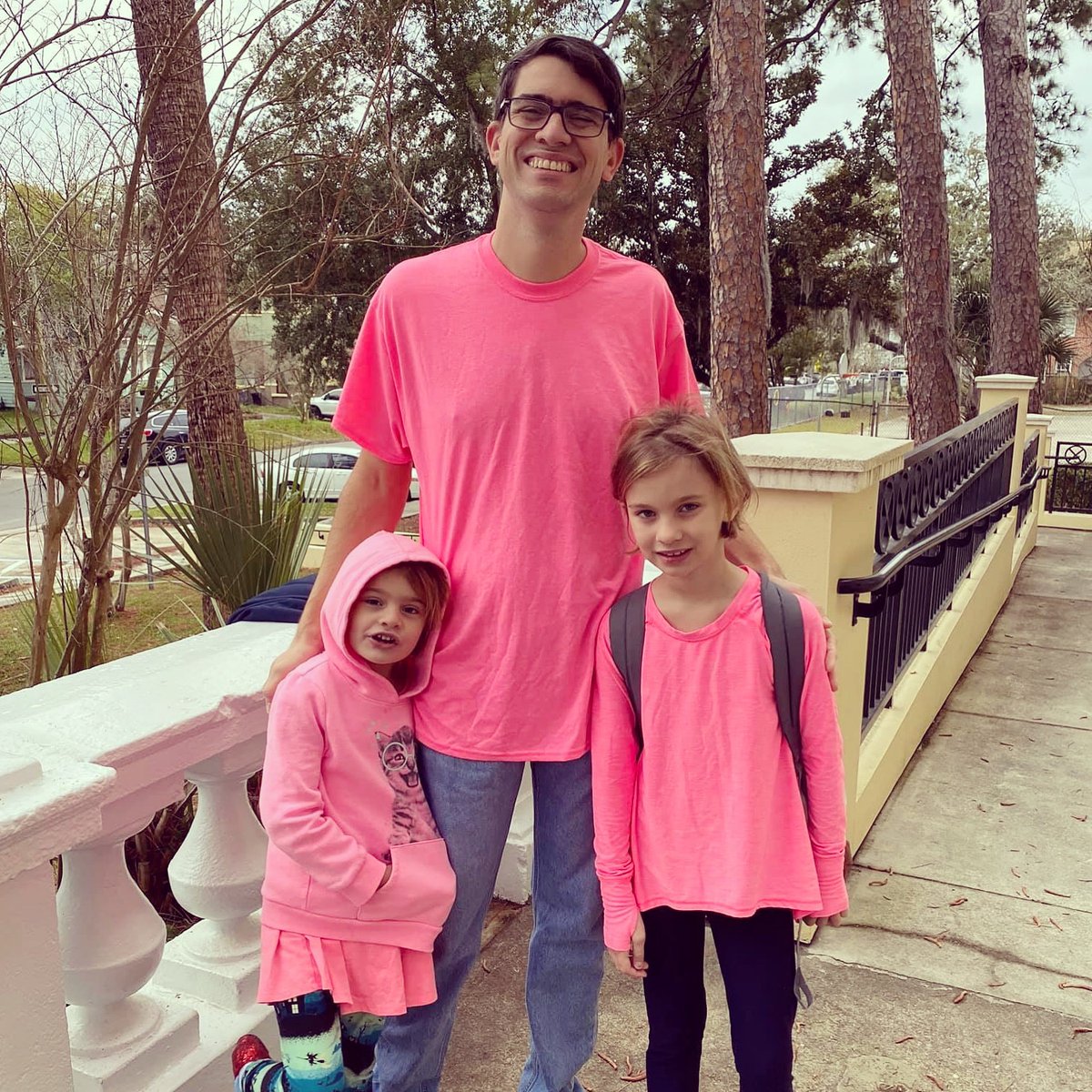 Neon day at West Riverside Elementary! Reading makes us brighter! 🌞🌈📚 #literacyweek #DCPSreads #booksbeloved #duvalrising #teamduval #GetCaughtReading #FLedu #CLW2020 #flcelebratesliteracy