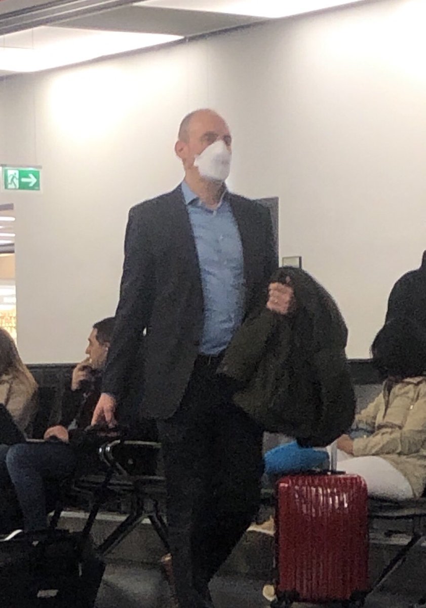 vienna airport lost baggage