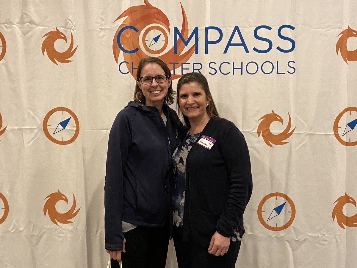 ccslisahuerta's tweet photo. #CCSTwins #CCSMiniConference2020
We both survived the A3 implosion and we have the same initials LMH. https://t.co/LPrC8VCQAf