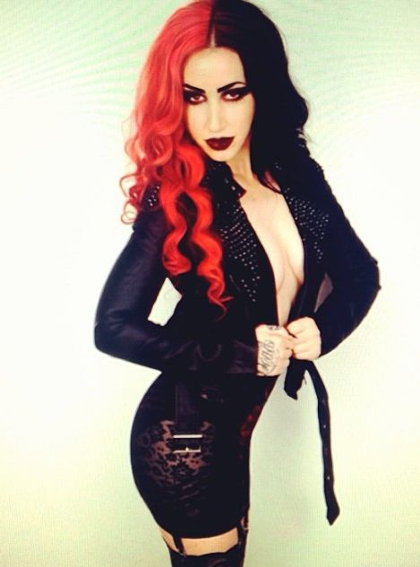 Fiery_Christina's tweet photo. #NewProfiIePic #NewPicbase https://t.co/riSNC4P6EO
