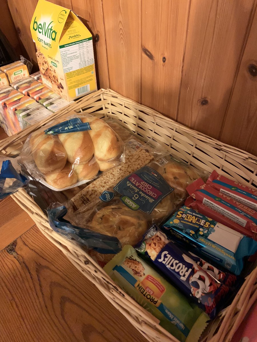 When the twins are struggling to get up in these dark mornings it was time for a re think......we now have a grab and go breakfast station - total success! #twins #twinideas #patentinghacks #breakfastonthego
