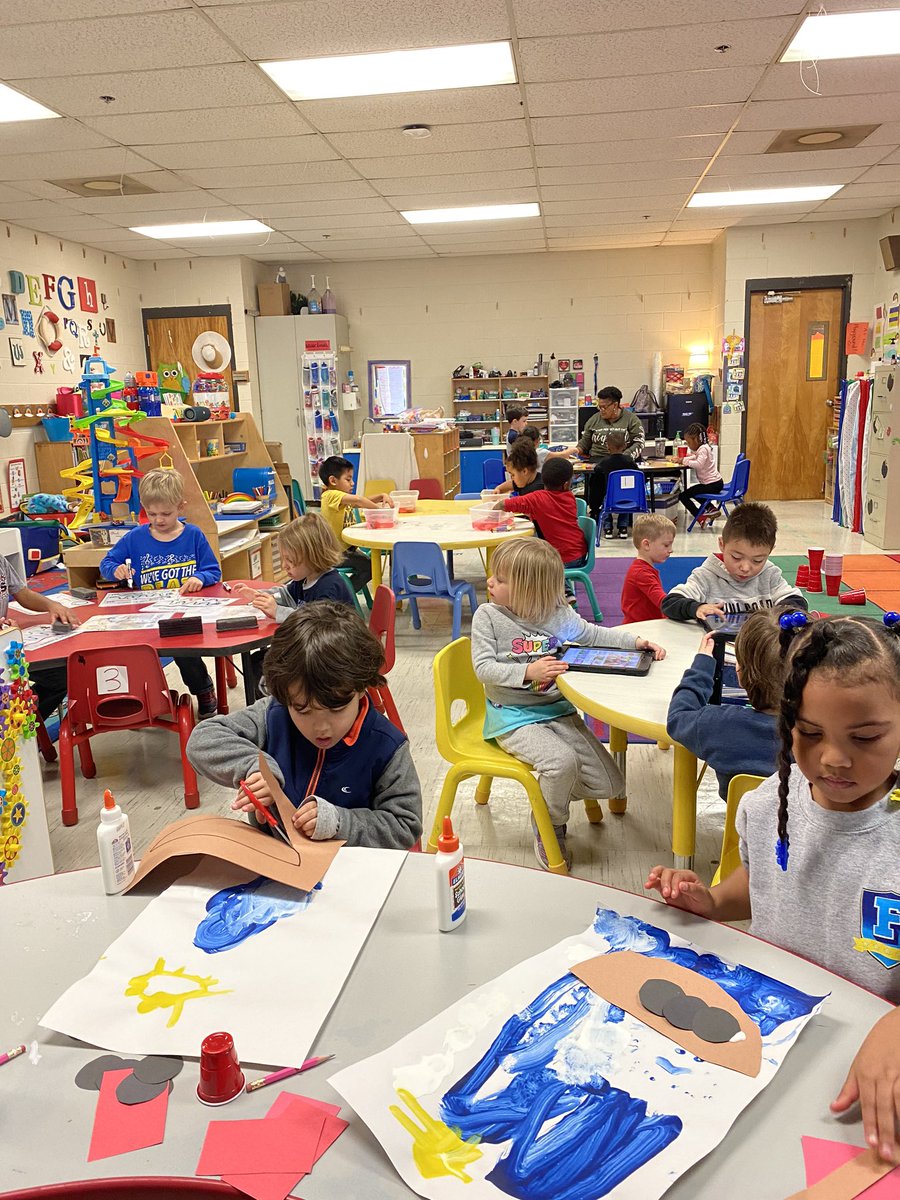 Jenprek's tweet photo. I love looking up and hearing laughing and their sweet conversations! @suptking @OESrockSTARS https://t.co/xD7X1Ojc2R